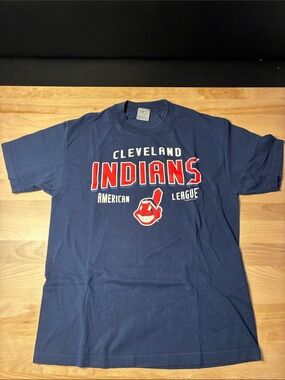Cleveland Indians Navy Graphic Tee Large